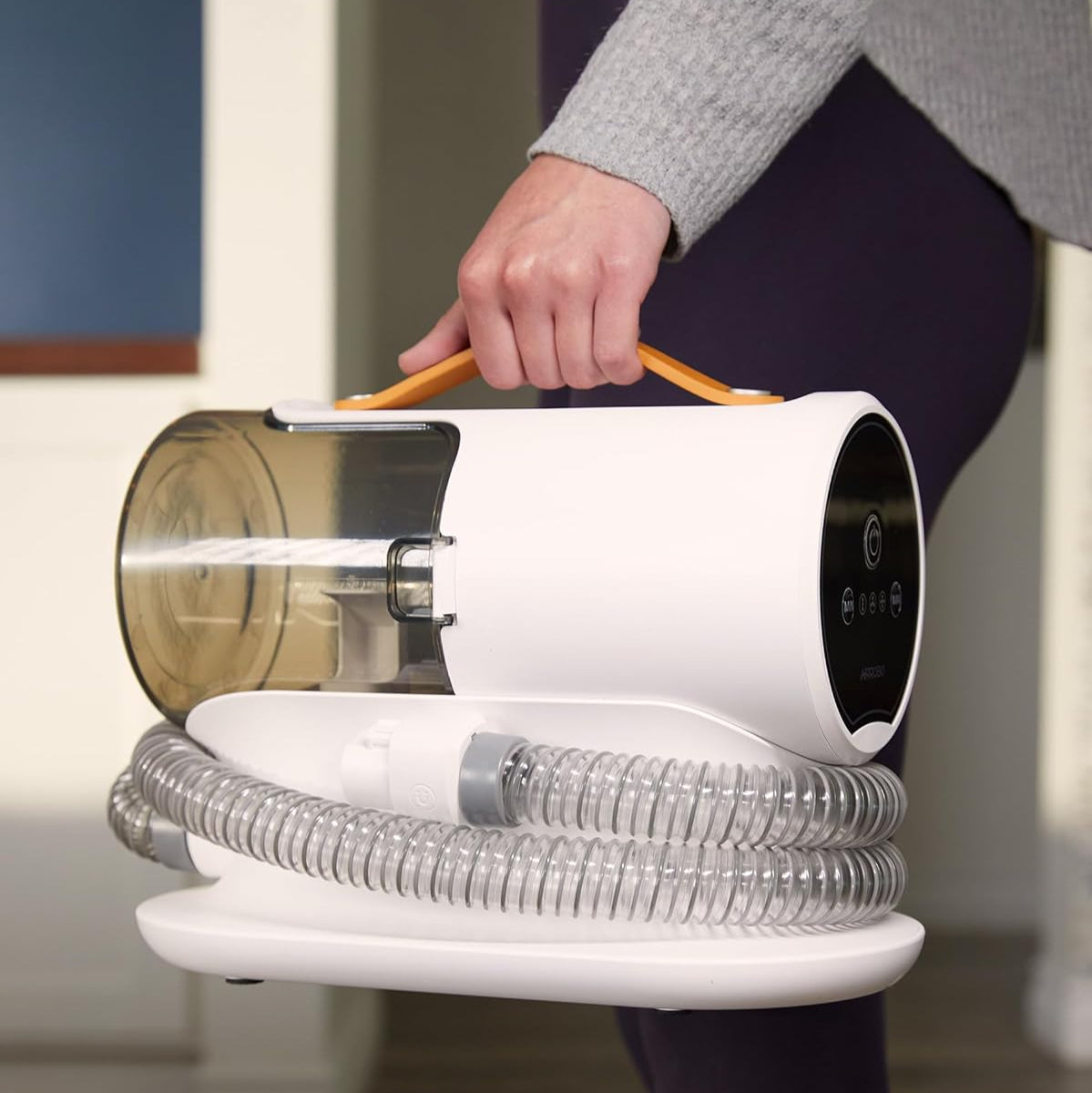 Innovative pet grooming tool designed for efficient and gentle pet hair management